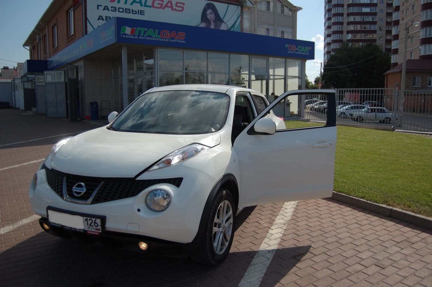 Nissan Juke 1 (2010-2014) 1.6 л.