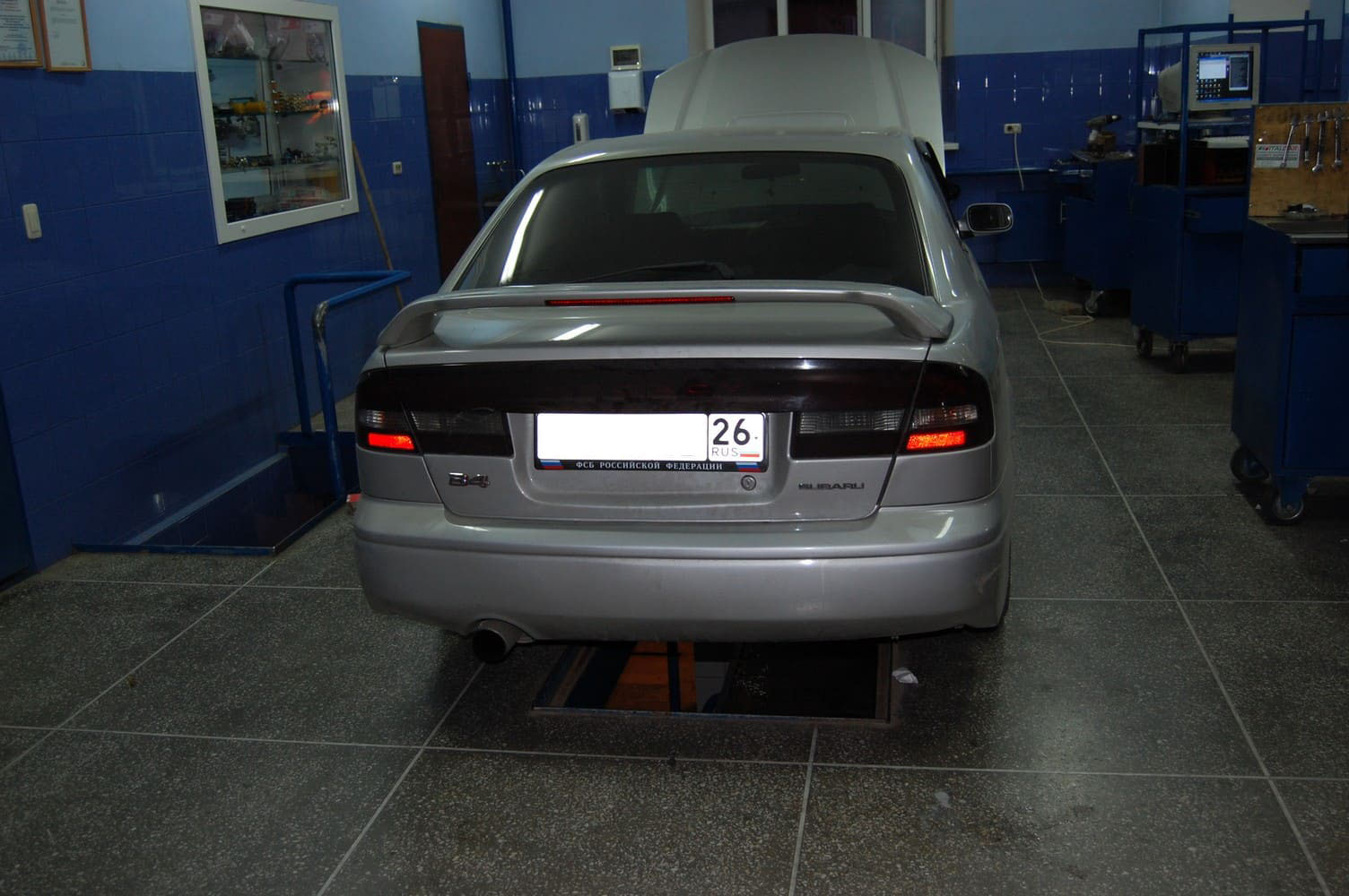 Subaru Legacy 3 (1998-2004) 2.0 л.