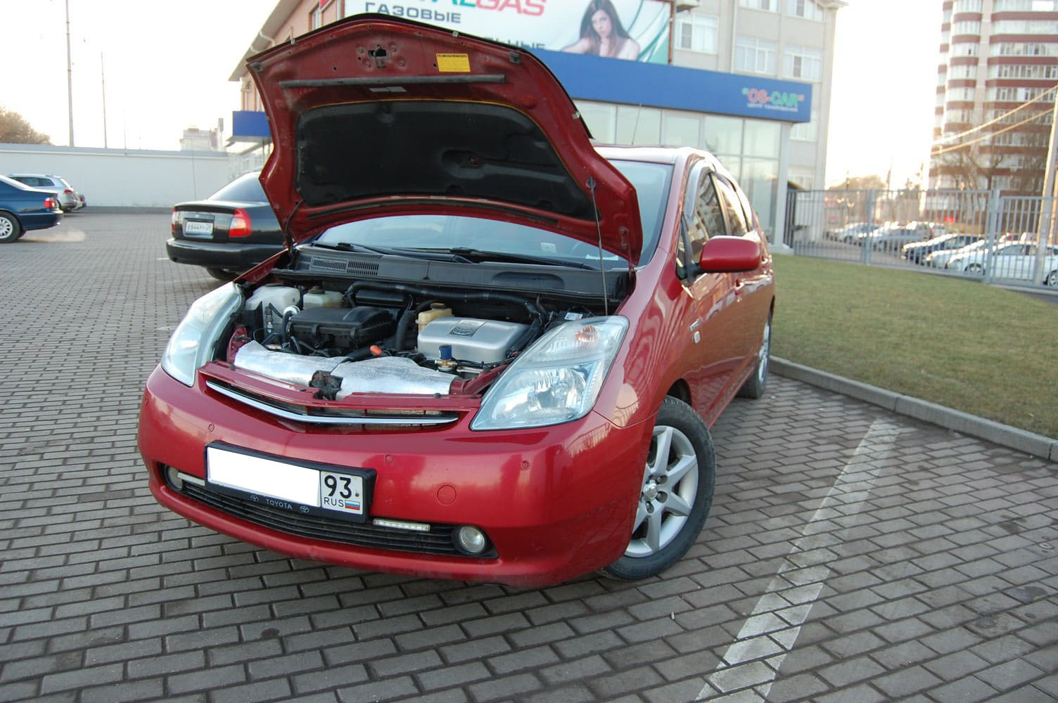 Toyota Prius 2 (XW20) (2005-2011) 1.5 л.
